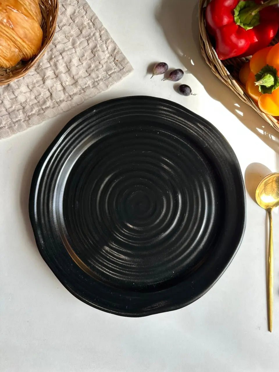 3D-Black-Spiral-Plate-Set-of-2-The-Home-Palette-42085736382763 3D Black Plates - Set of 2 - Image 1